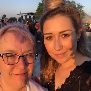 Meet your Posher, Amy